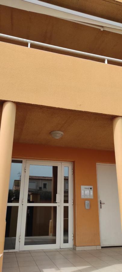 Appartement Avec Grande Terrasse A 15 Mn De La Mer Saint-Estève Kültér fotó